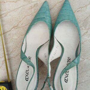 Axel & Rose Crocodile Print Slingback Heels